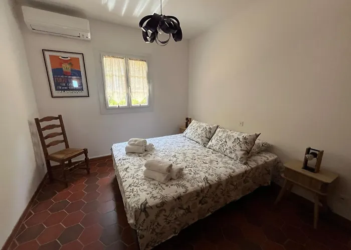 A Chjusella Reparata Di Balagna A 5kms Des Plages *